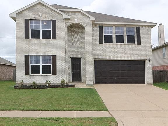 2nd image of 6704 Lake Jackson Dr