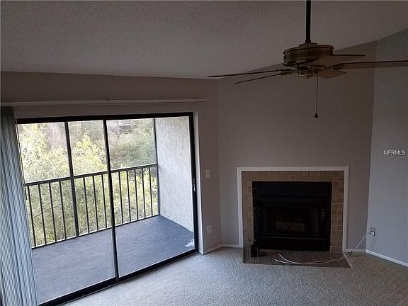 2nd image of 2065 Hunters Glen Dr APT 410