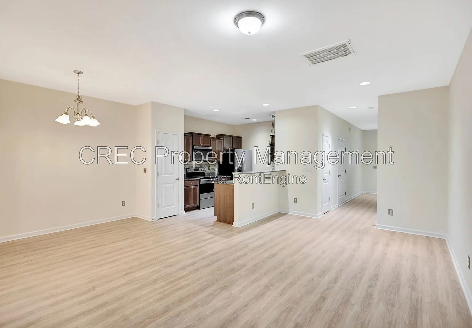 3 bed, 2.5 bath, 1512 sqft, $1,900 — Photo 4