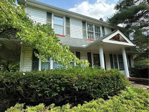 8365 W 130th St, North Royalton, OH 44133