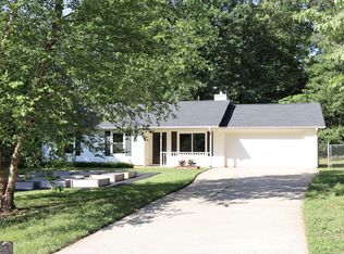 407 Breanna Ct, Auburn, GA 30011