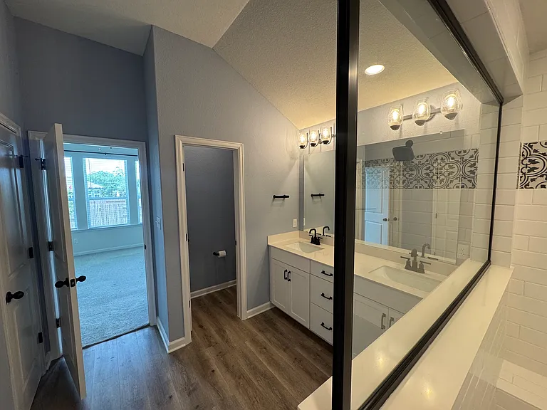 1136 Olympic Ln — Photo 12
