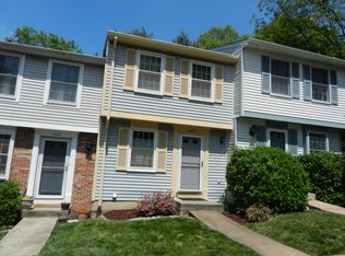 1665 Harvest Green Ct, Reston, VA 20194