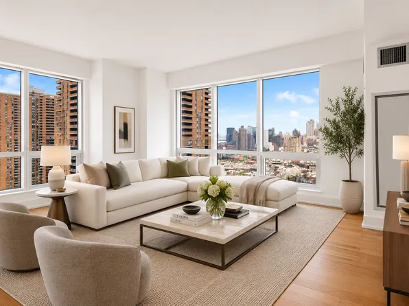 350 West 42nd Street image 1 of 5