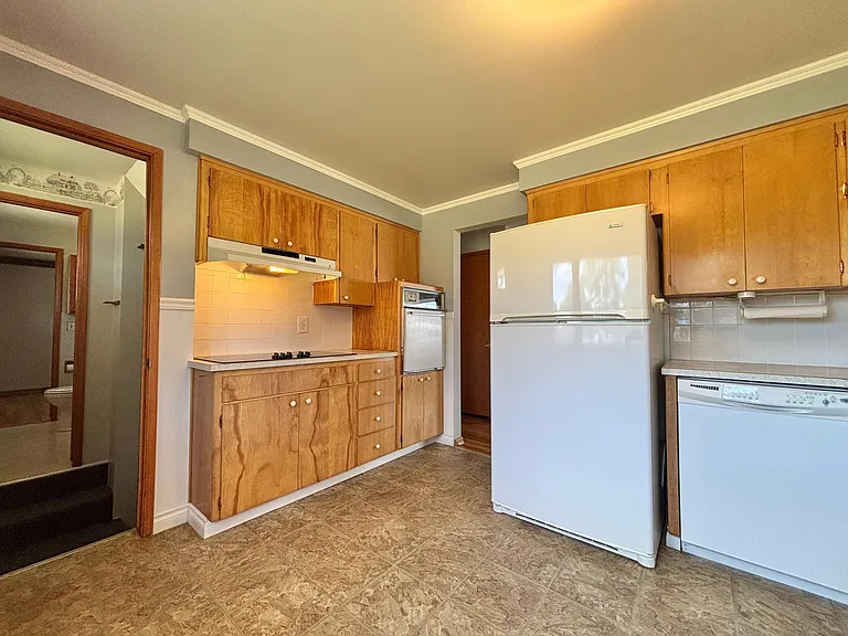 7520 E Mission Ave — Photo 22