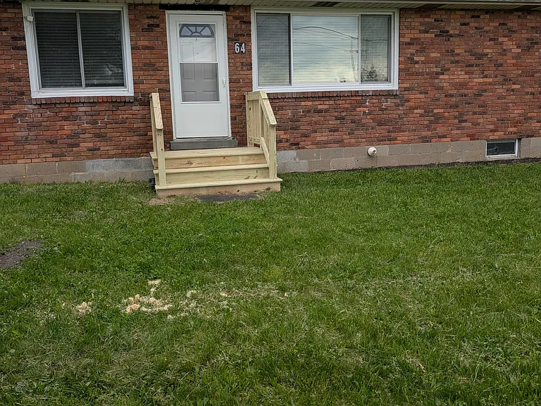 64 Pollock Rd — Photo 2