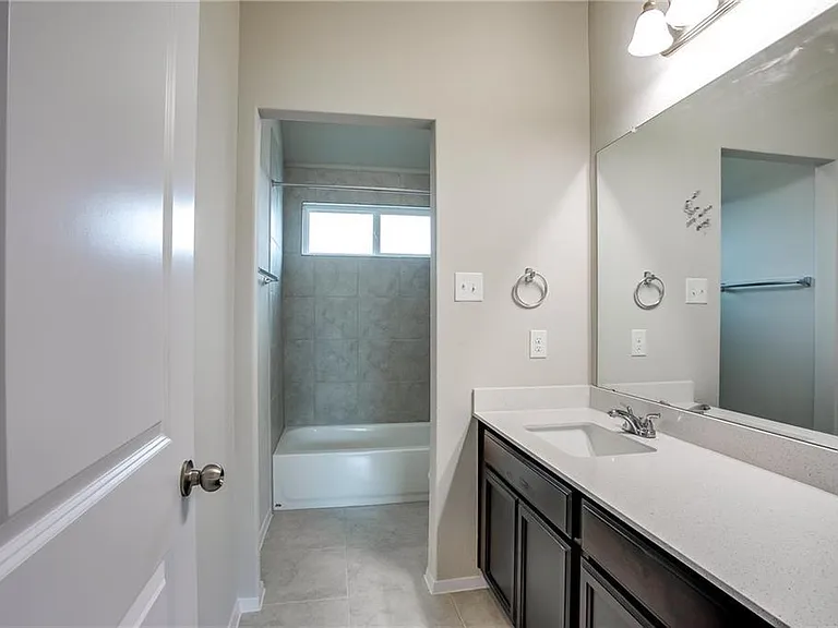 11516 Milano Dr — Photo 25