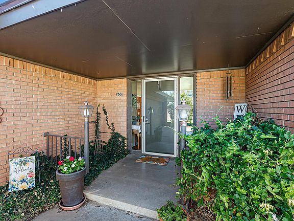 4th image of 400 N Floyd Ave