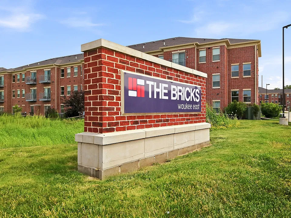 Bricks at Waukee East Apartments