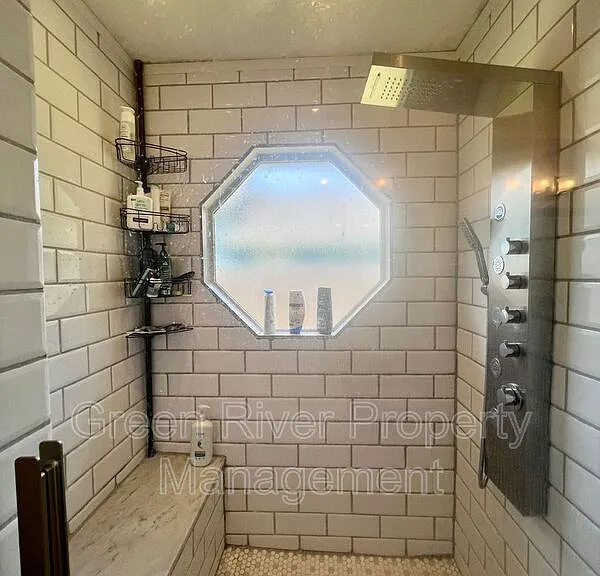 3352 Shelley Dr — Photo 24