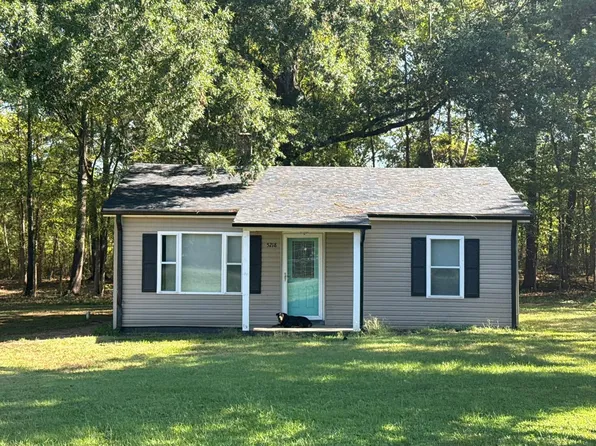 5218 Chestnut Rd, Nathalie, VA 24577