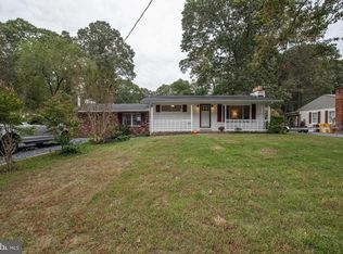 524 Sunset Knoll Rd, Pasadena, MD 21122
