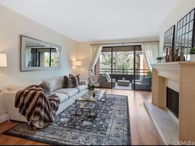 4792 Park Encino Ln UNIT 102, Encino, CA, 91436