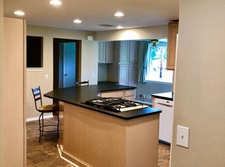 8205 226th St SW, Edmonds, WA 98026