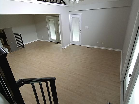 2nd image of 539 Dolphin Ave