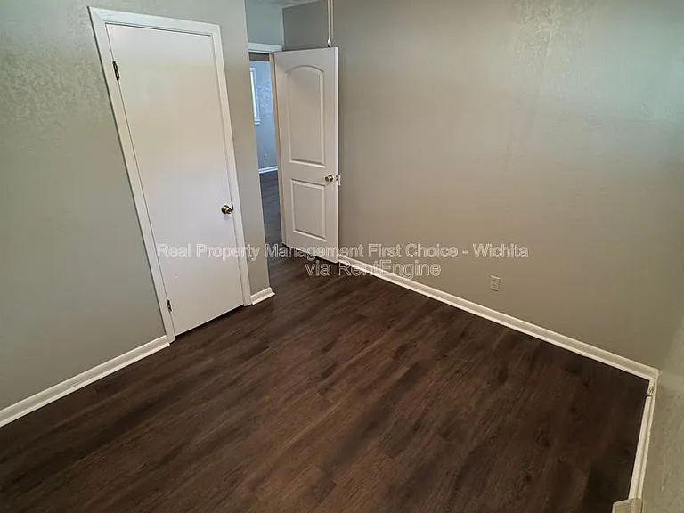 2136 S Euclid St — Photo 20