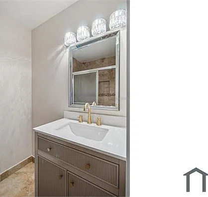 44 Club House Dr #105 — Photo 17