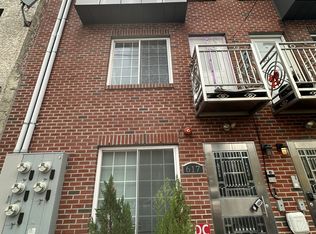 617 N 11th St APT 2F, Philadelphia, PA 19123