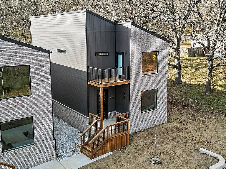 479 S Happy Hollow Rd — Photo 1