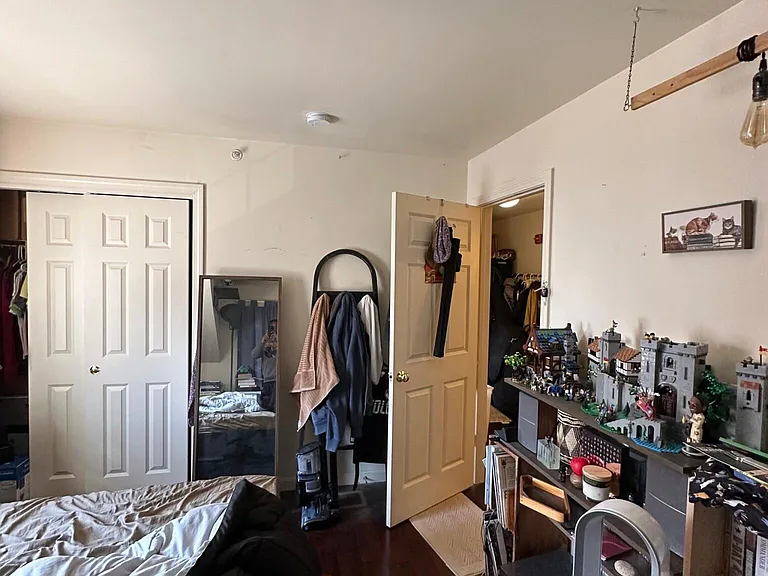 34 Raymond St — Photo 6