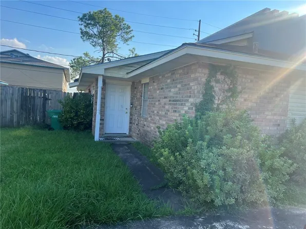 8882 Sunnyside Dr #B, La Place, LA 70068