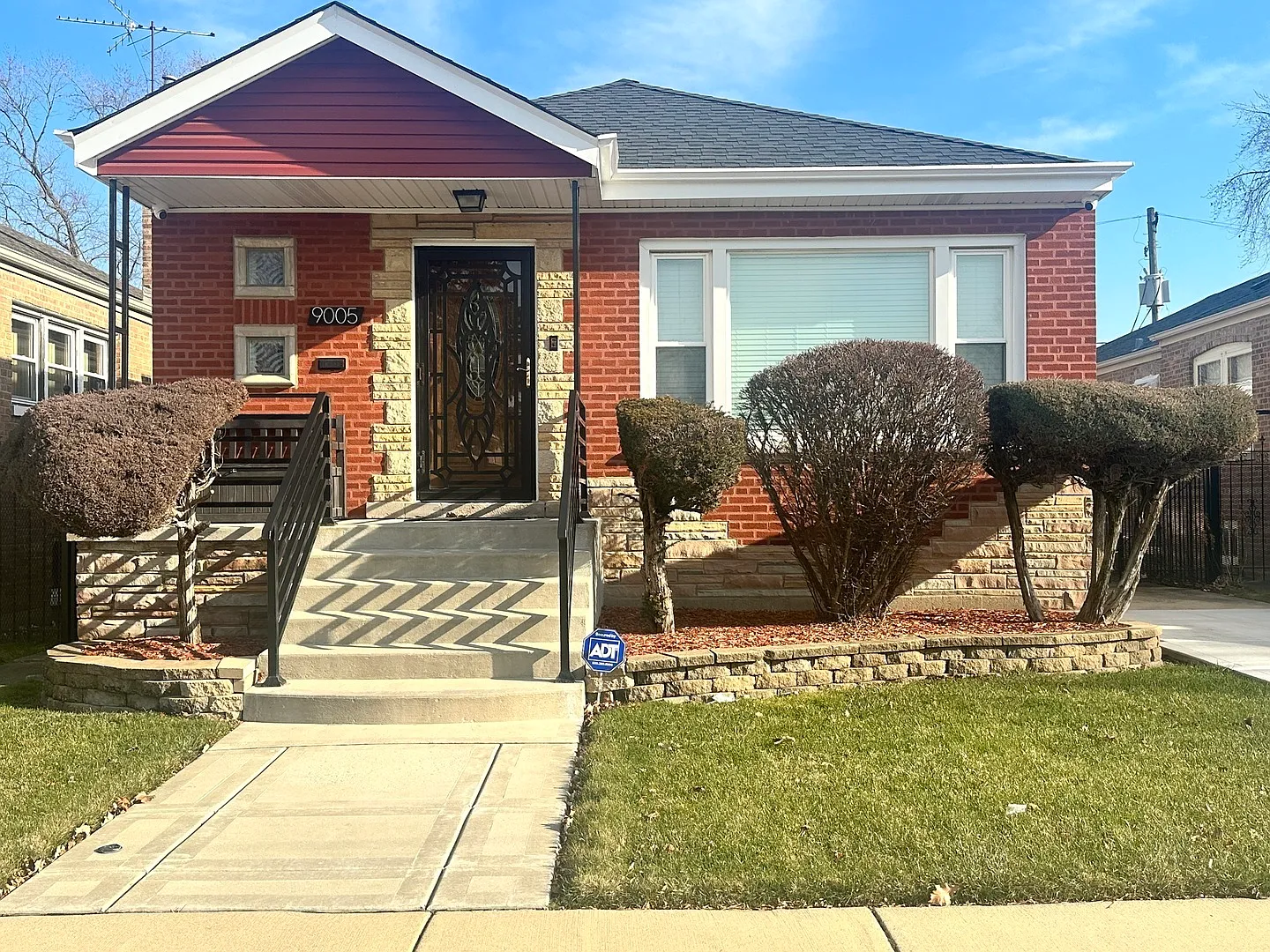 9005 S Yates Blvd photo 1