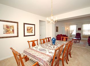 9 Foxfield Ct, Princeton, NJ 08540