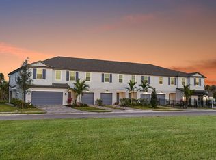 5708 Tripoli Dr, Palmetto, FL 34221