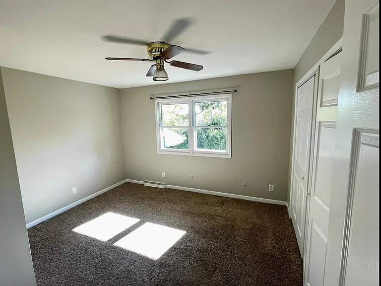 2426 Highland Cir — Photo 6