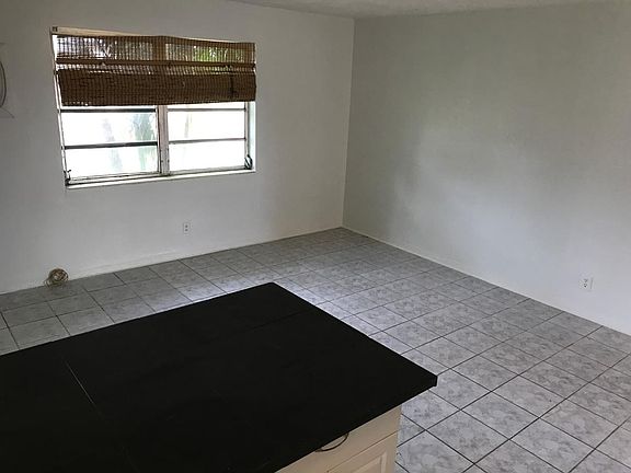 large photo...scroll down