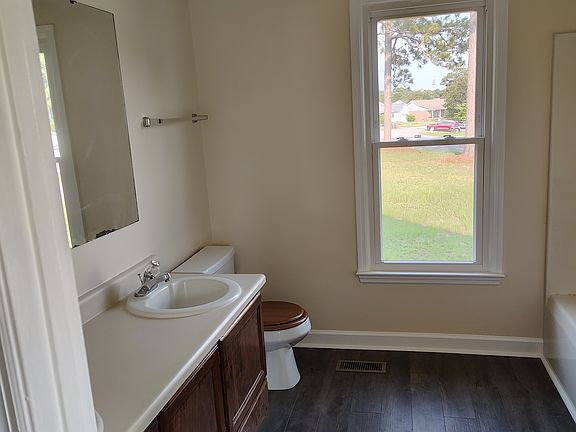 5th image of 1329 Alexwood Dr