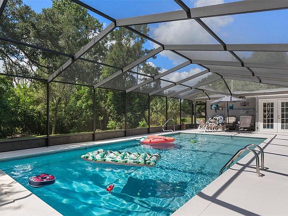3rd image of 3367 S APOPKA AVENUE