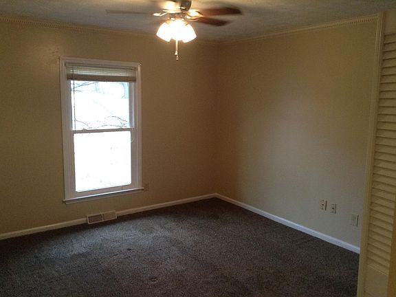 5th image of 270 Argonne Cir #101