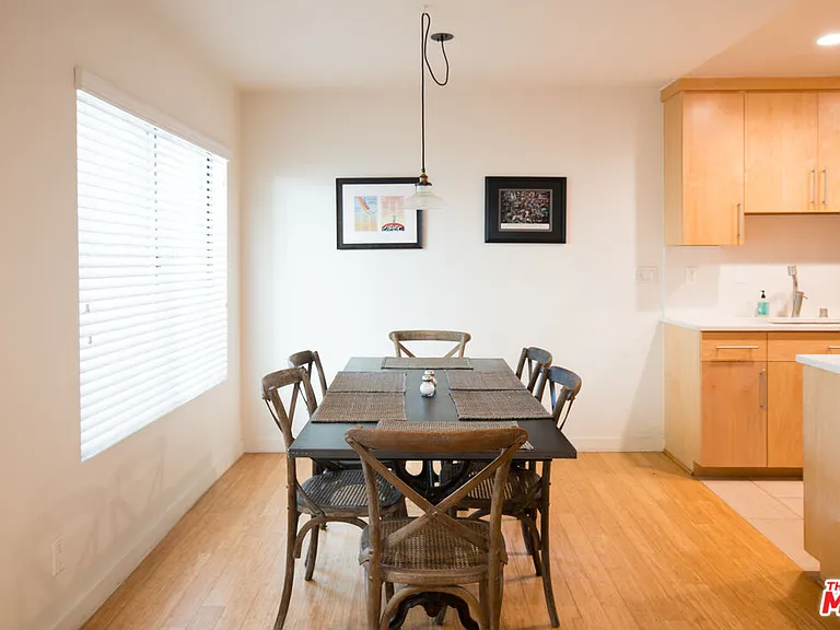 931 N Alfred St #306 — Photo 11