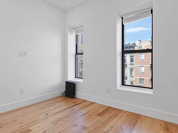 4th image of 16 Saint Marks Pl APT 4C