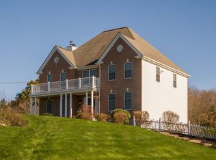 95 Sheldonville Rd, North Attleboro, MA 02760