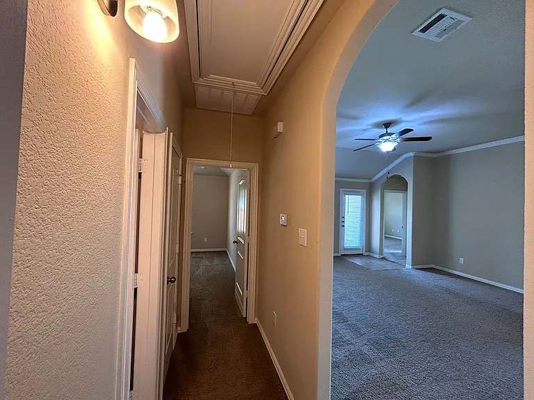 2204 Tranquility Ln — Photo 17