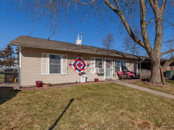 353 March Dr, Adrian, MI 49221
