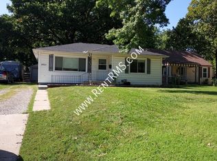 2021 SW Hope St, Topeka, KS 66604