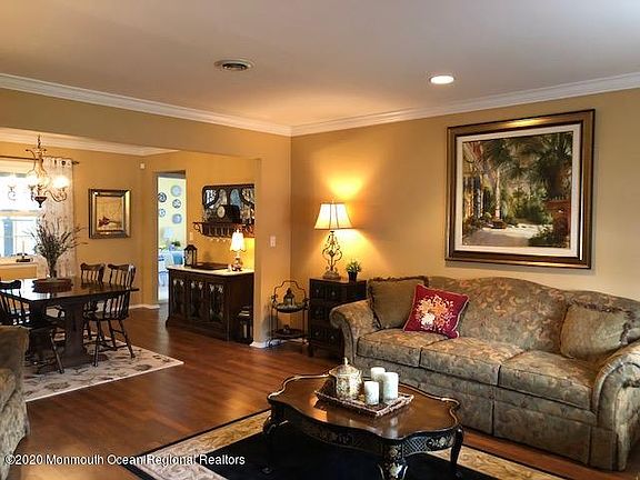 3rd image of 63 Millbrook Dr