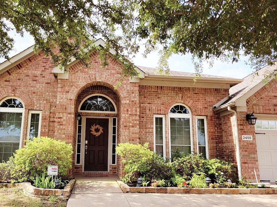 1st image of 2455 Somervell Trl