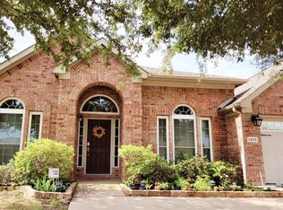 2455 Somervell Trl, Grand Prairie, TX 75052