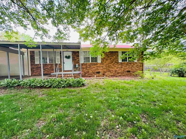 503 David Ave, Scottsboro, AL 35768