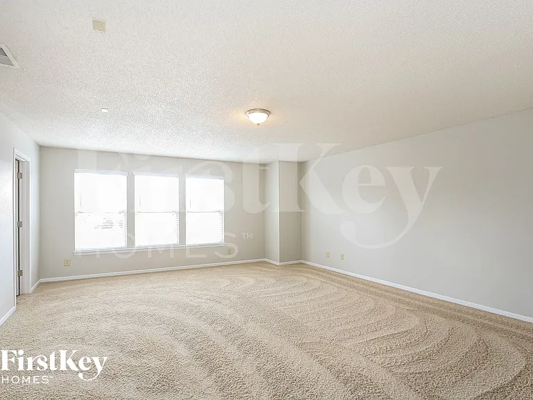 10077 Pine Grove Way — Photo 10