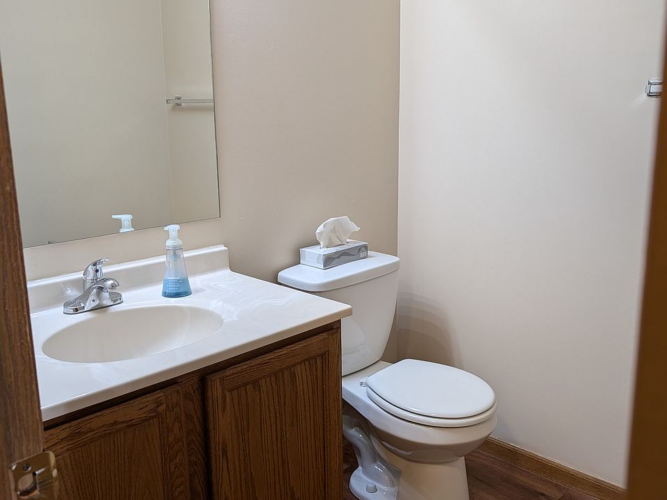 1/2 Bath
