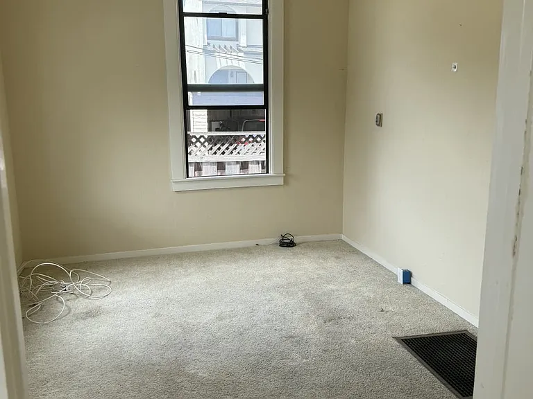 43518 Bryant St — Photo 9