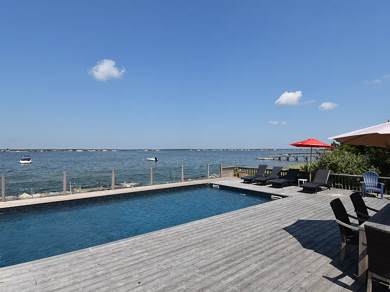 Dune Rd — Photo 22
