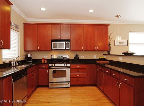 5th image of 919 S Oak Park Ave APT A