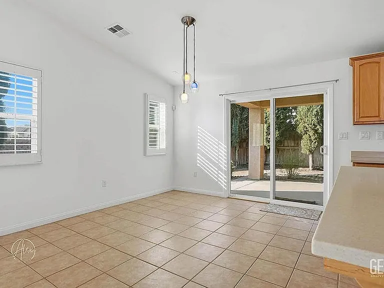 11528 Indian Hawthorne St — Photo 11