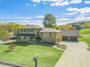 227 Sharon Grange Rd, Aliquippa, PA 15001